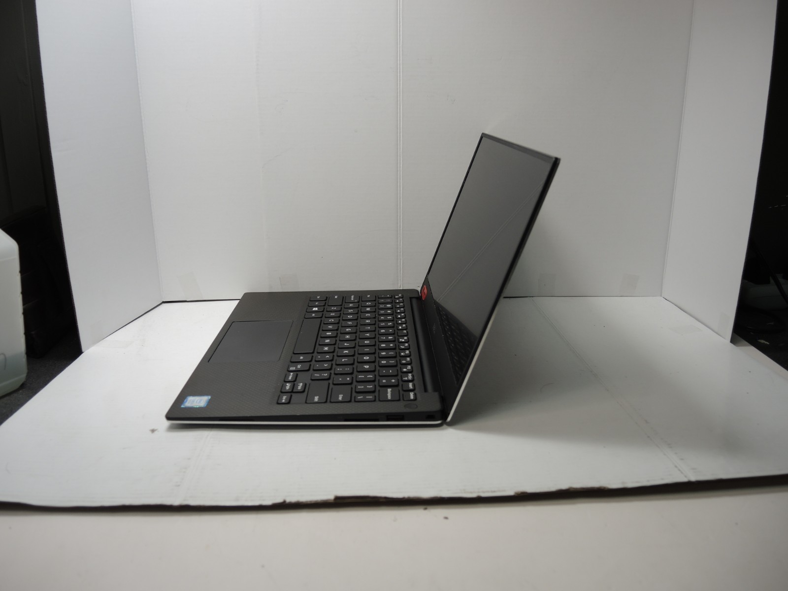 Dell XPS 13 9360 Laptop – DEAD | NON-FUNCTIONAL | FOR PARTS ONLY