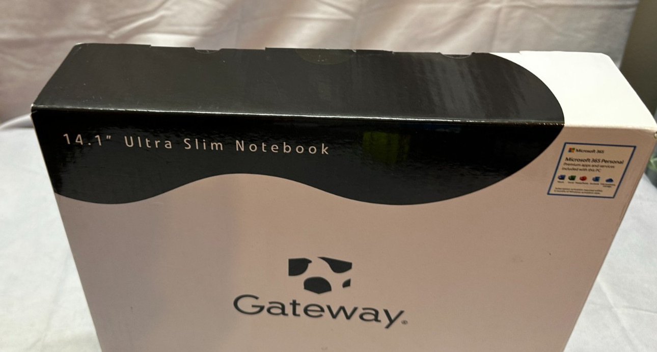 Gateway 14.1″ (64GB eMMC, Intel Celeron, 4GB RAM) Ultra Slim Notebook-USED/WORKS