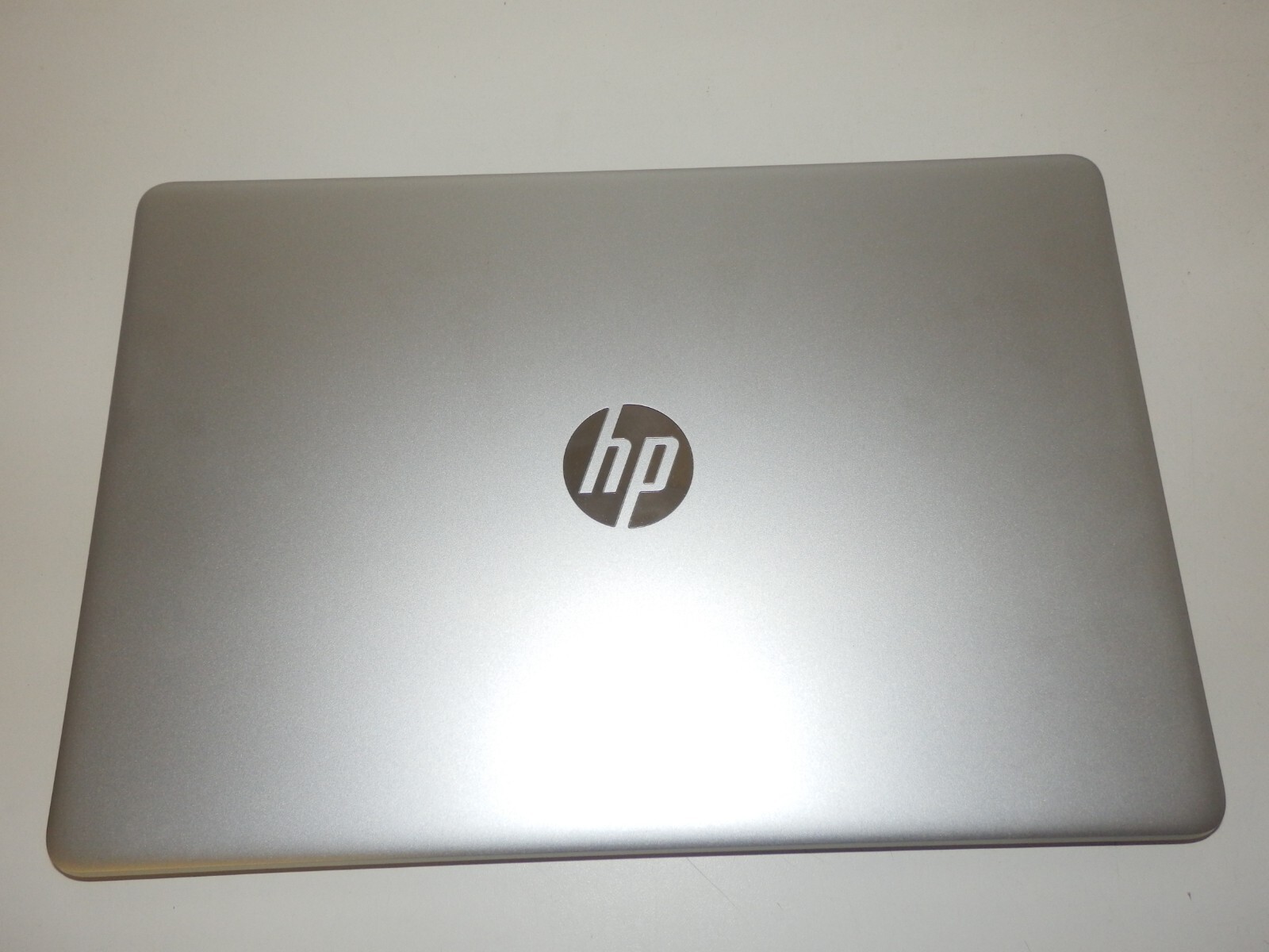 HP Laptop 15s-eq1040ns – AMD 3020e, 4GB Ram, 128GB SSD, 15.6″ inch HD, original box