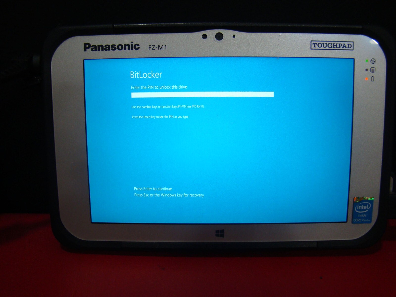 Panasonic Toughpad FZ-M1 i5 1.60GHz 8GB 128GB (FZ-M1CEAAXBM) READ DESCRIPTION