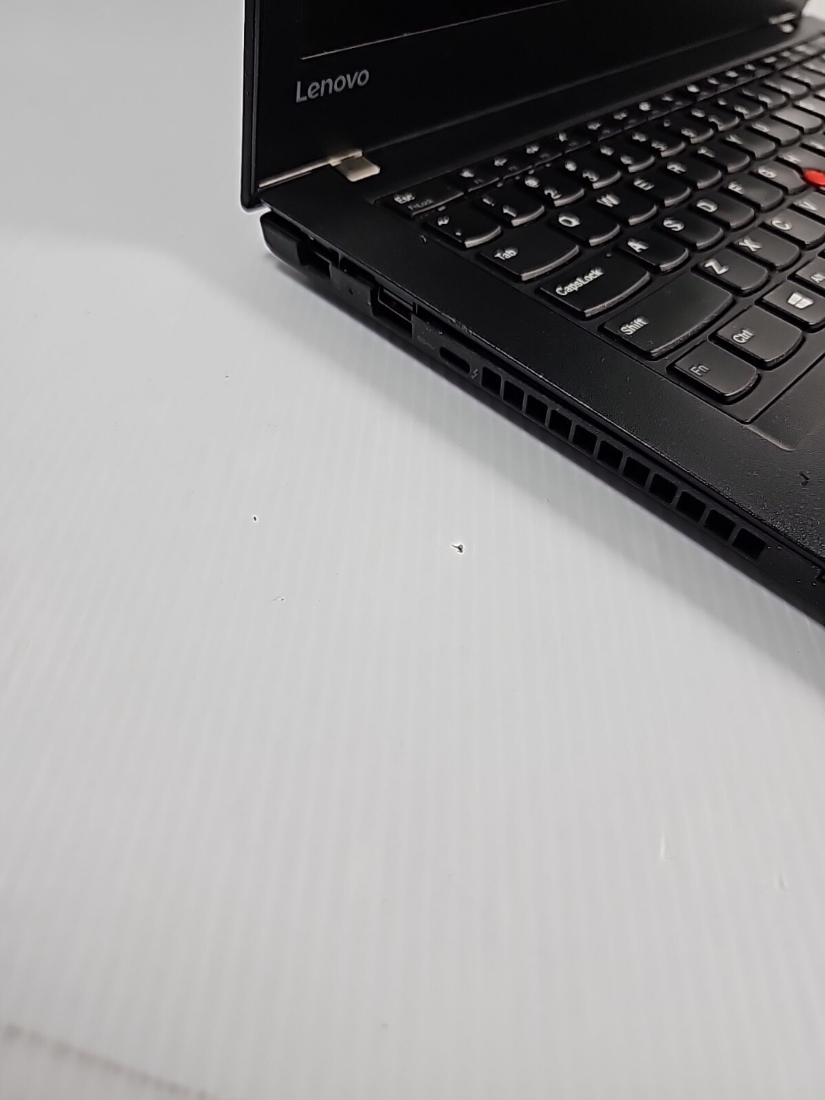 Lenovo T470 – Core i5 BROKEN SCREEN BOOTS AS IS