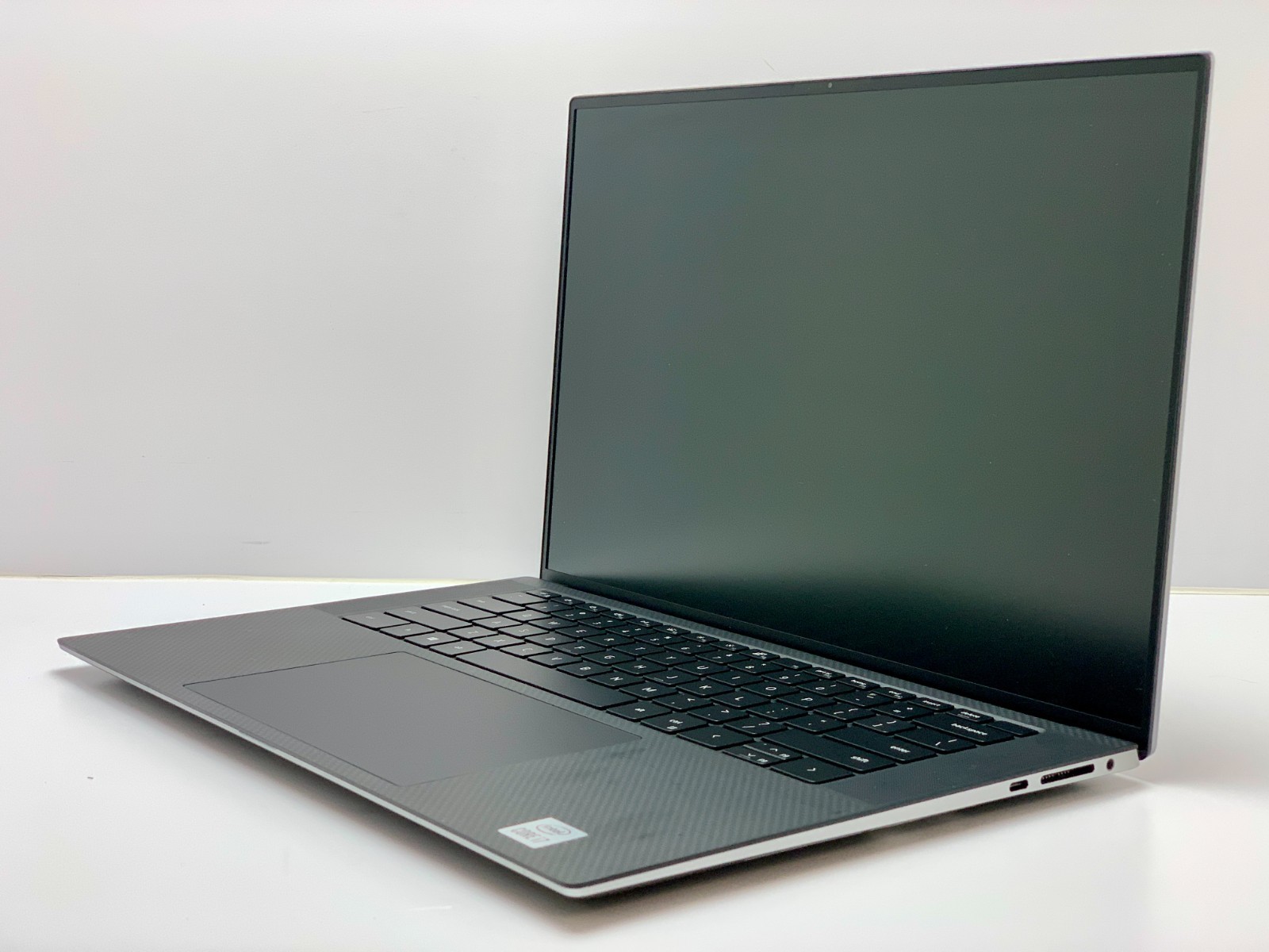 Dell Precision 5550 | i7-10750H | 32GB RAM | 512GB NVMe | LINUX