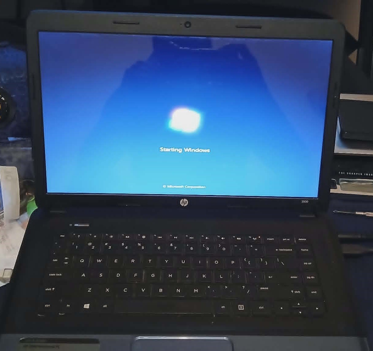 HP 2000 Notebook Windows 7 Laptop