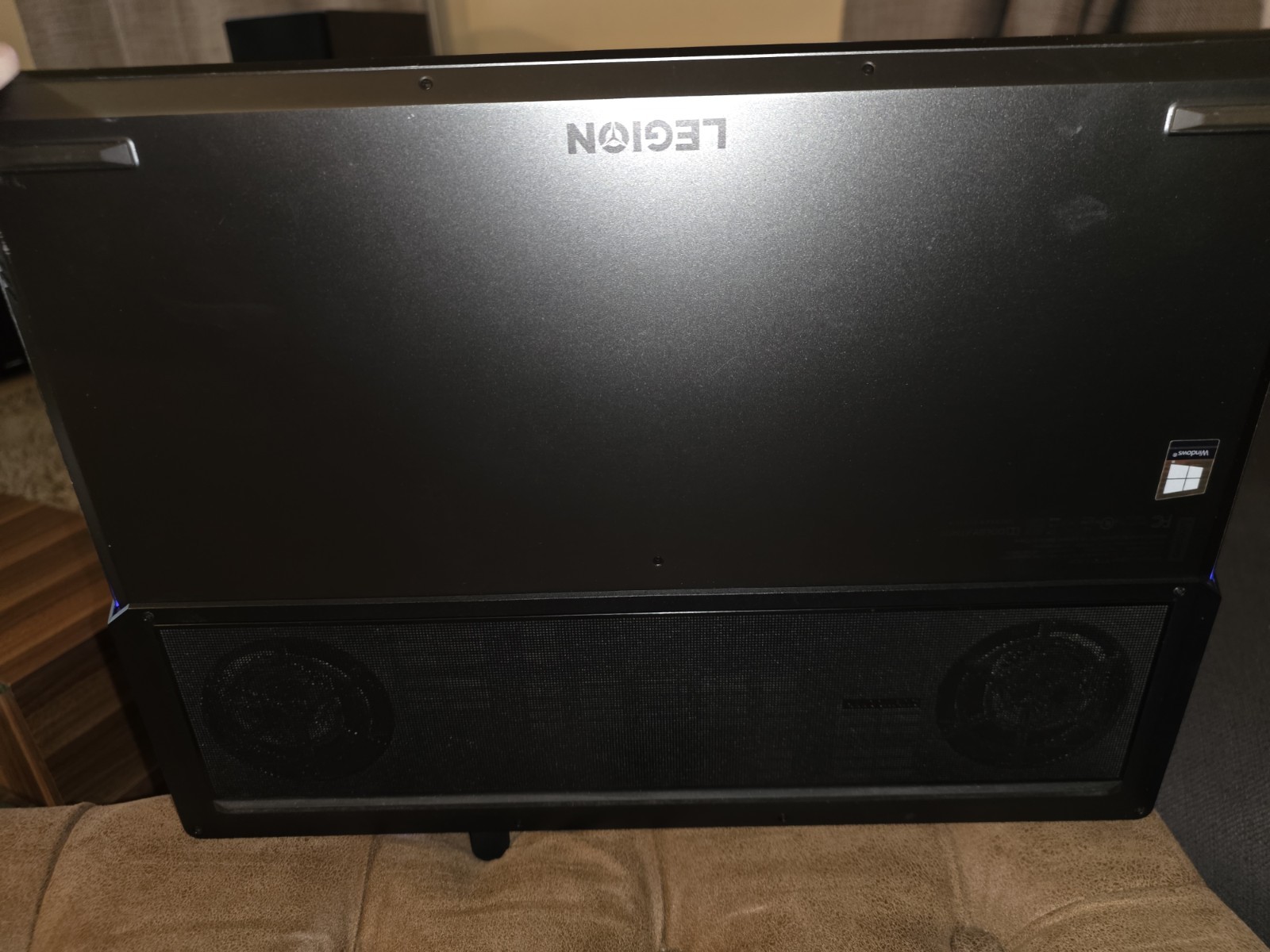 Lenovo Legion Y730-17IN Laptop i5-8300H 2.30 GHz 8GB DDR 1 TB HD GTX 1050Ti 4GB