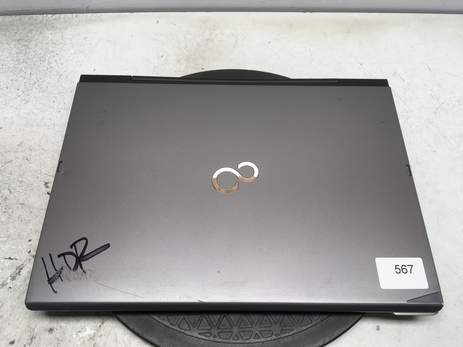 Fujitsu LifeBook T904 Intel i5-4300U 1.9GHz No RAM NO HDD No Batt
