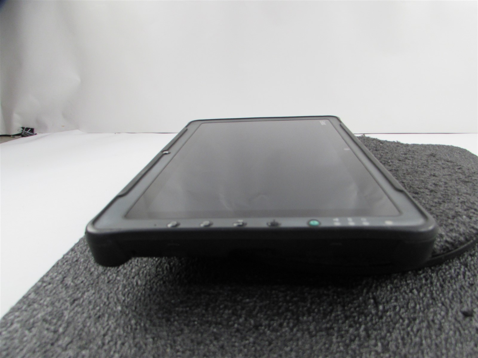 GETAC RUGGED TABLET F110 (G4) 1920X1080 FHD I5-7200U 128GB SSD 8GB RAM NO O.S