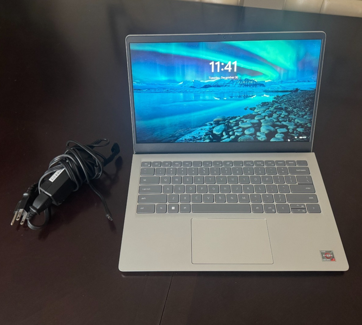 Dell Inspiron 14 3420 laptop Snapdragon 8cx Gen 2 (Stickers are a Joke)