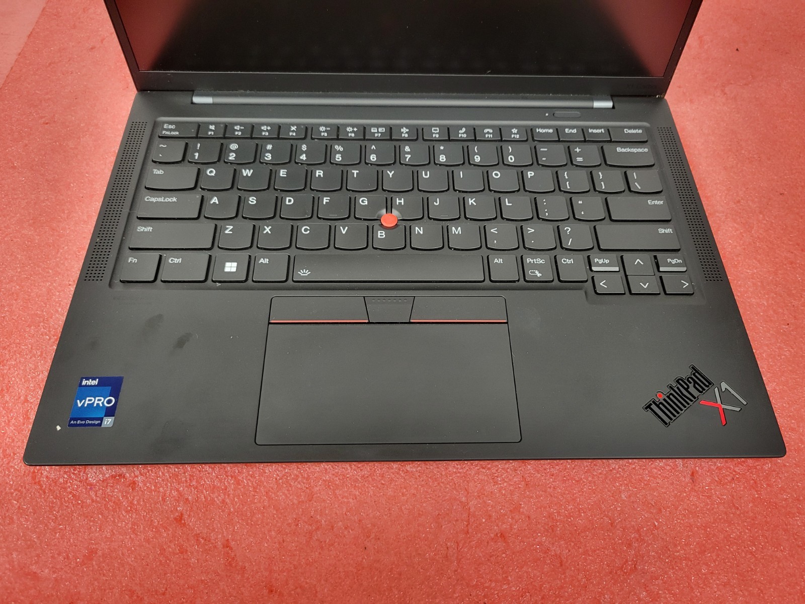 Lenovo ThinkPad X1 Gen 10 14″ i7-1270P@2.2Ghz 16GB RAM 256GB SSD W11 Pro | C1060