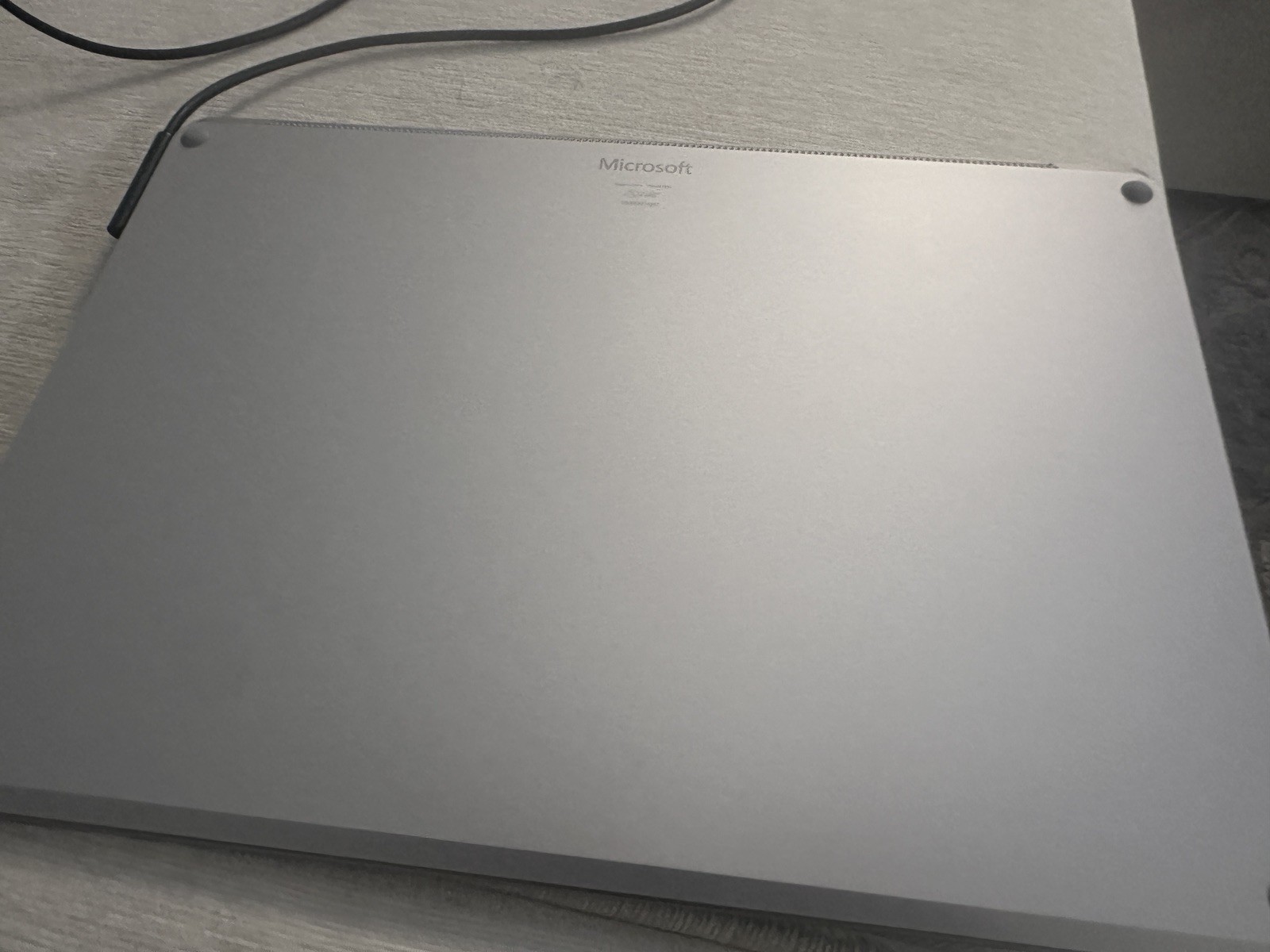 Microsoft Surface Laptop 4 13.5” i7 16GB 512GB Windows 11 Home + Charger – Great