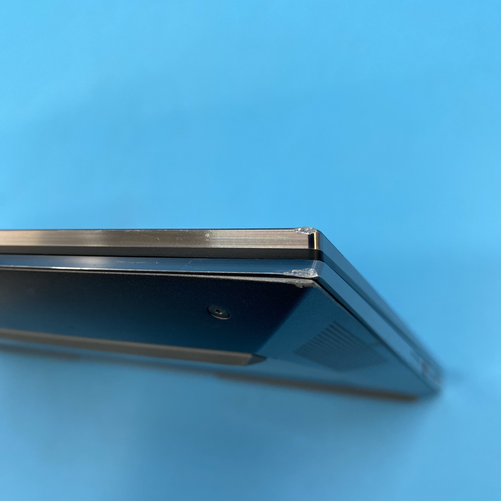HP ZBook Studio G8 | i7-11850H | 32GB RAM | NO DRIVE | NO OS | 65% BATT