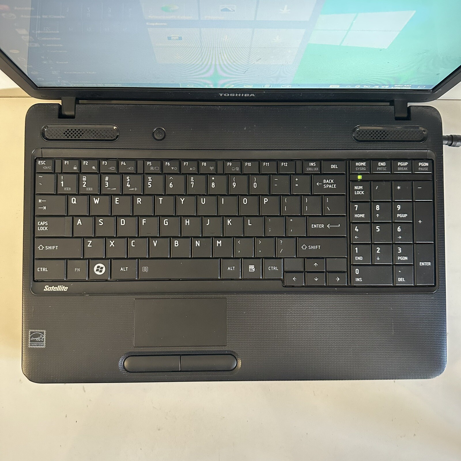 15.6” Toshiba Laptop C655-S5082 Celeron 2.20GHz 2GB RAM 300GB HDD For Parts