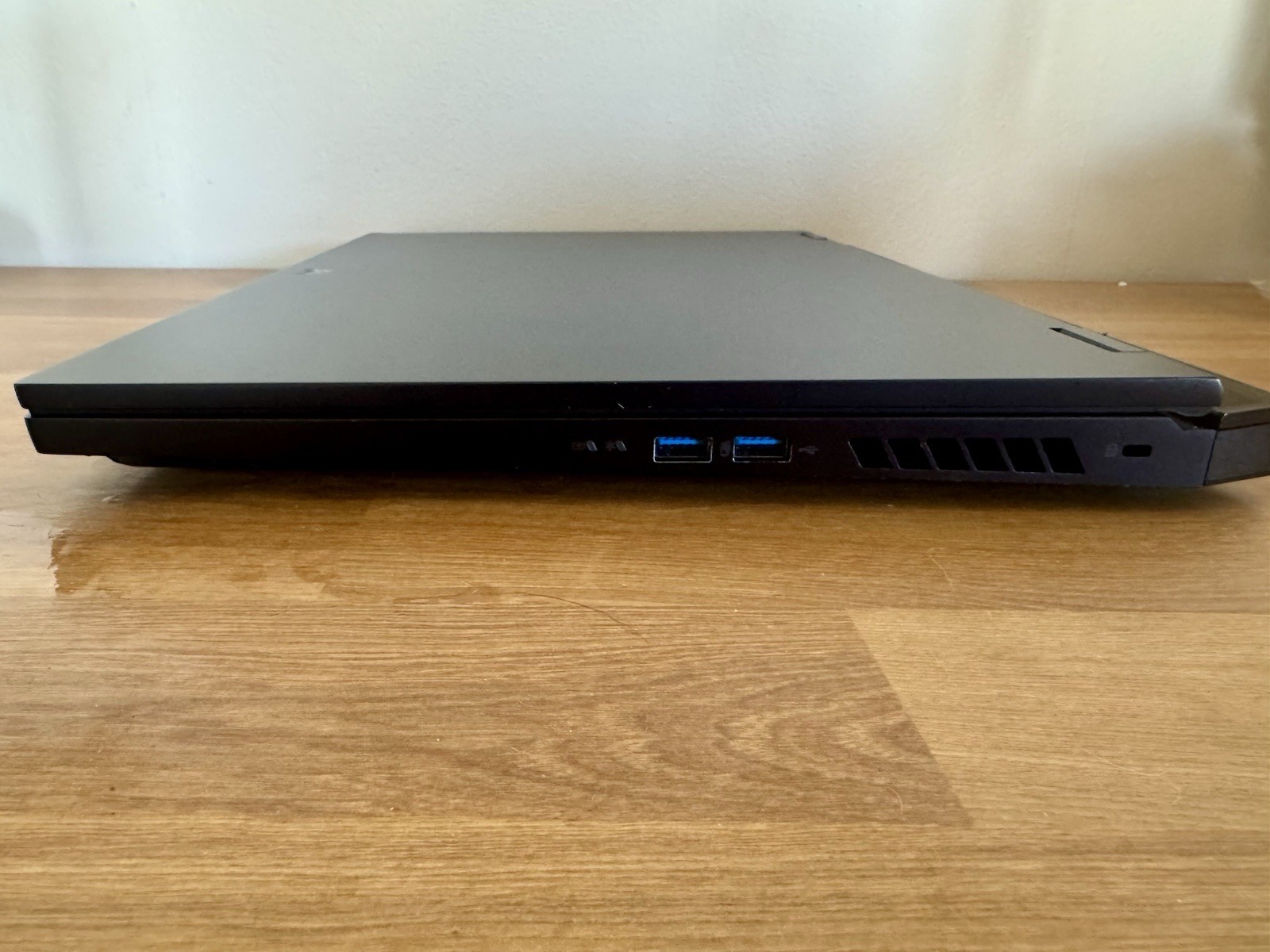 Acer Predator Helios 18 i7-13700HX 2.1GHz 24GB RAM 1TB NVMe SSD GeForce RTX 4060