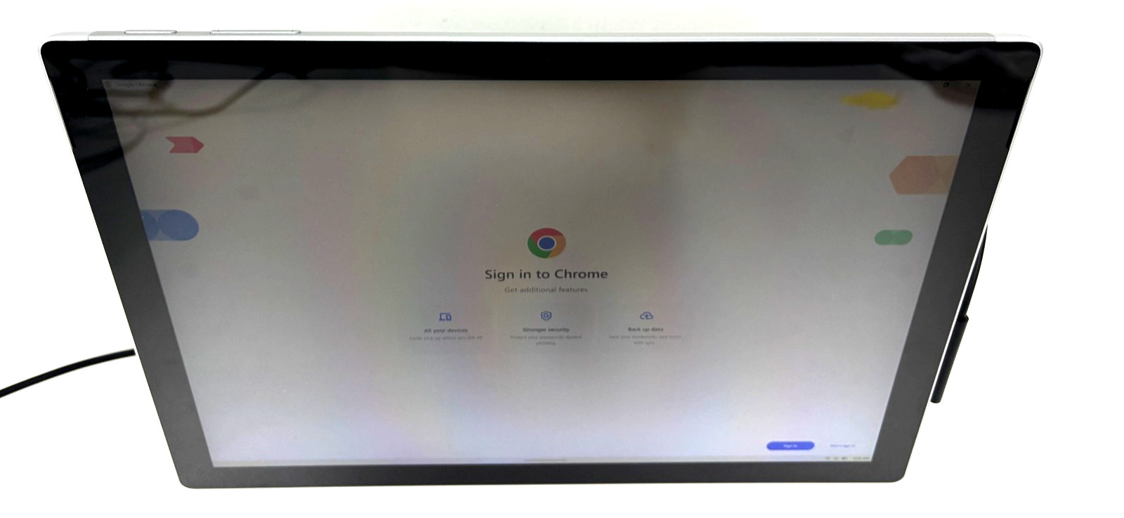 Microsoft Surface Pro 7 12.3” Tablet 128SSD i5-1035G5 8GB RAM Screen Half Dark