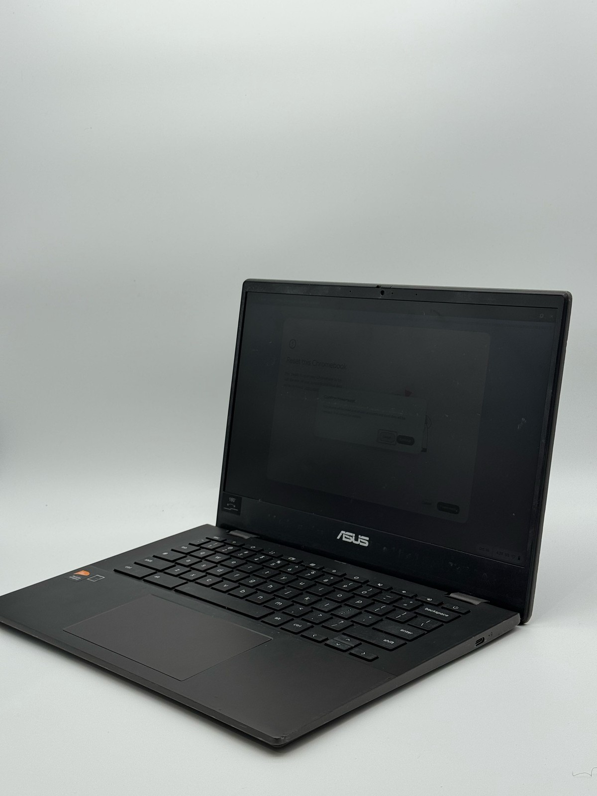(BROKEN) ASUS Chromebook 14in FHD Laptop MediaTek Kompanio 520 4GB RAM 64GB