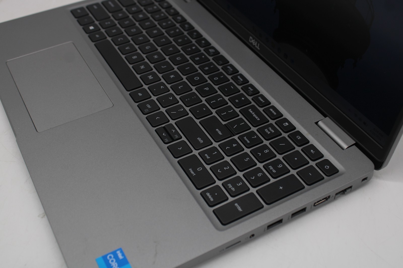 Dell Latitude 5520 – W11 Pro, 256GB SSD, 16GB RAM, Intel i5-1135G7, w/ Charger