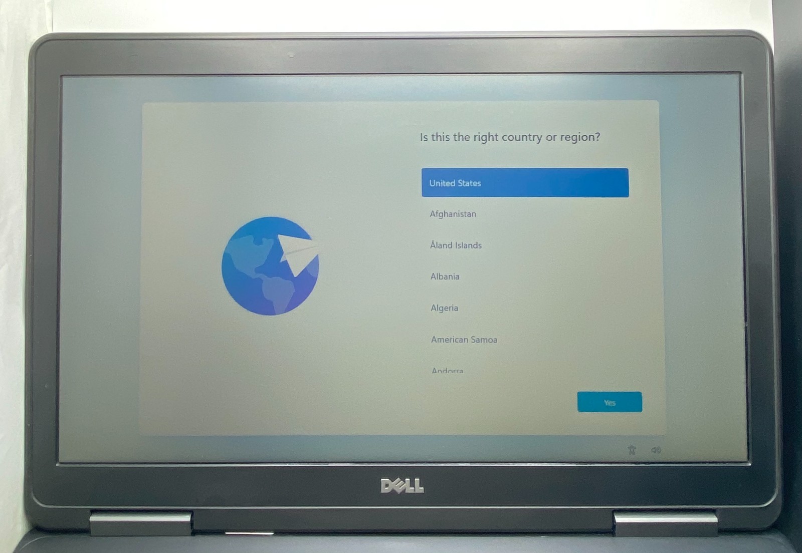 Dell Latitude E5540 15.6″ Laptop Intel Core i5-4300U 1.9GHz 8GB RAM 256GB SSD