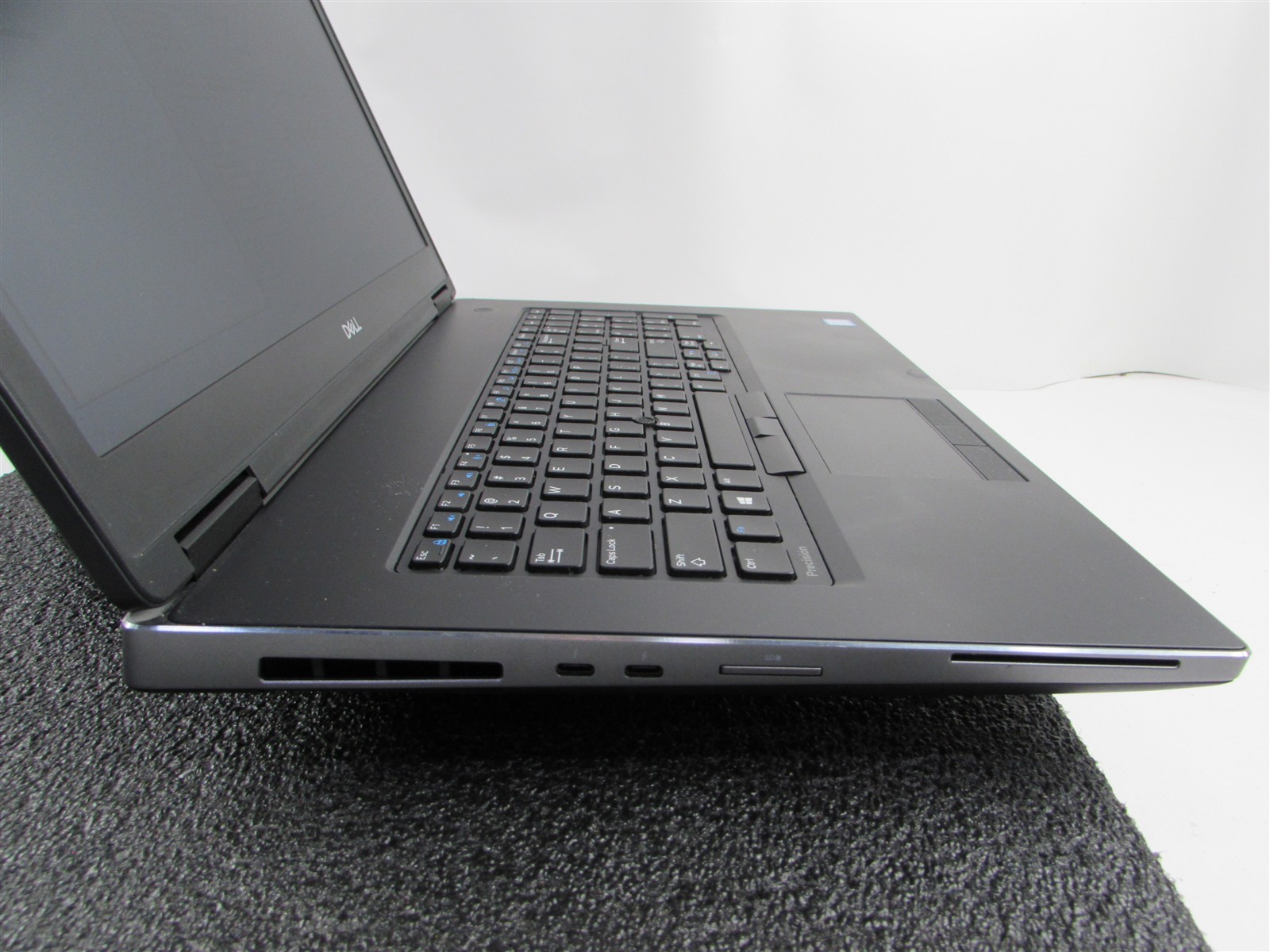 DELL PRECISION 7730 CORE I7-8750H NO SSD 64GB RAM NVIDIA QUADRO P3200 NO O.S