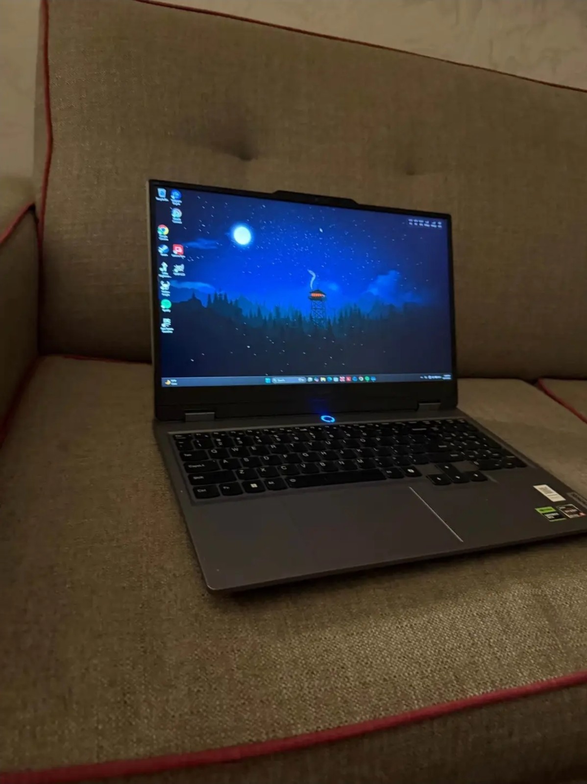 🔥 Lenovo LOQ 15.6″ FHD AMD Ryzen5 7235H/16GB/512GB/NVIDIA RTX4050 Gaming Laptop
