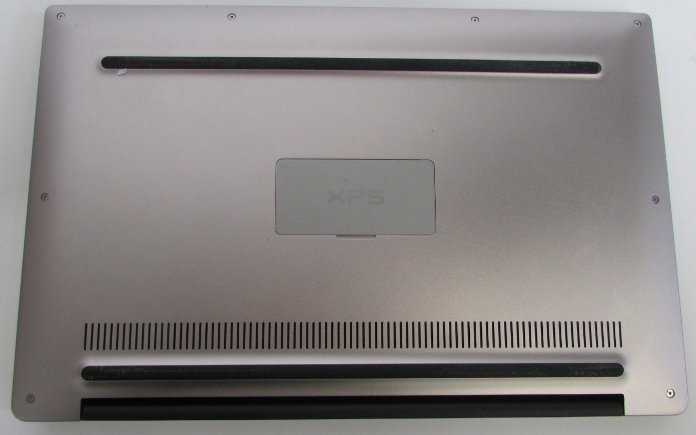 DELL XPS 13 9360 13.3 Laptop Core i7 2.70 GHZ i7-7500U 8GB RAM 256GB SSD