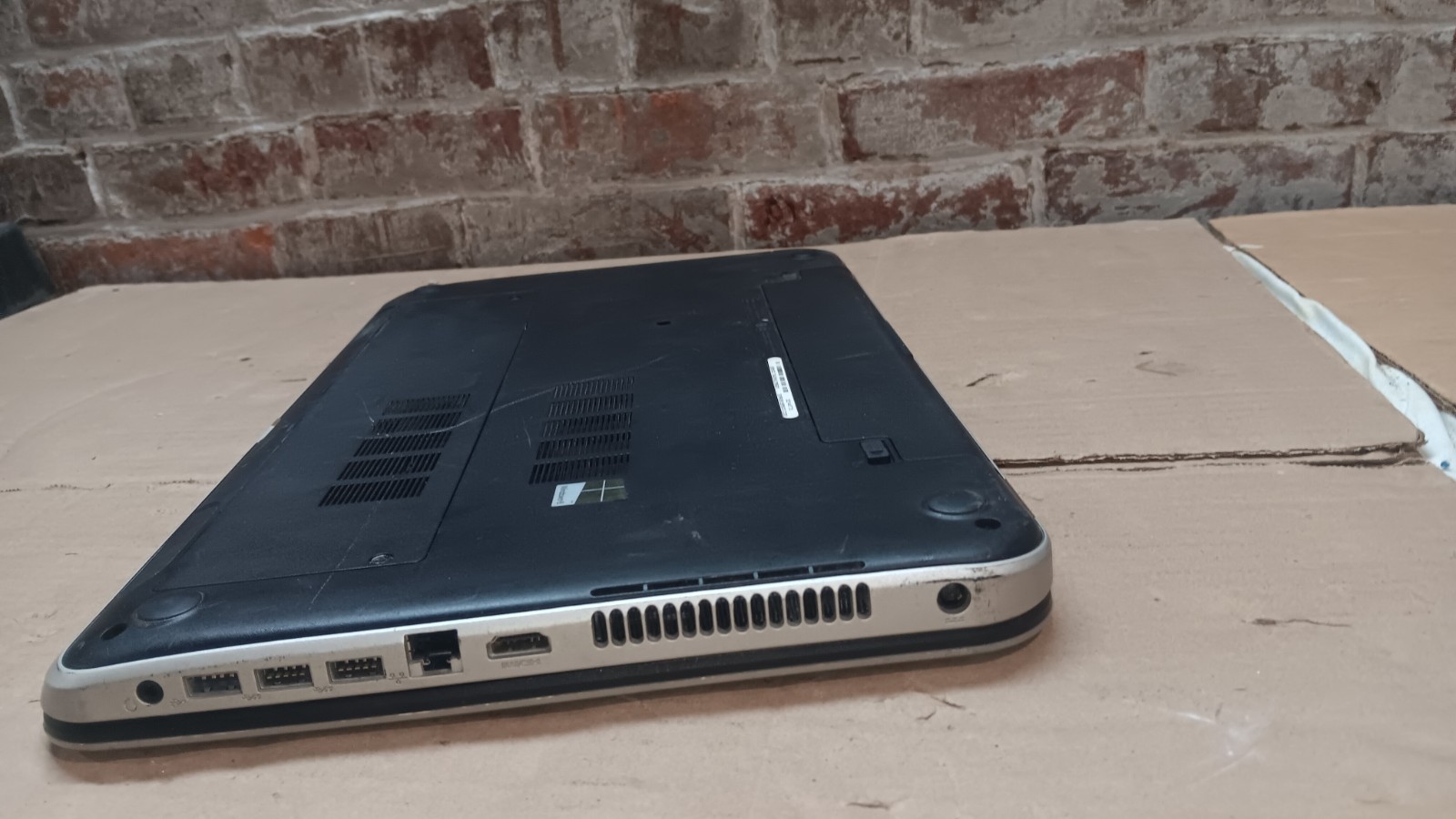 Dell Inspiron 17R 5737 Laptop intel core i7 cpu 17.3″ LCD screen For Parts