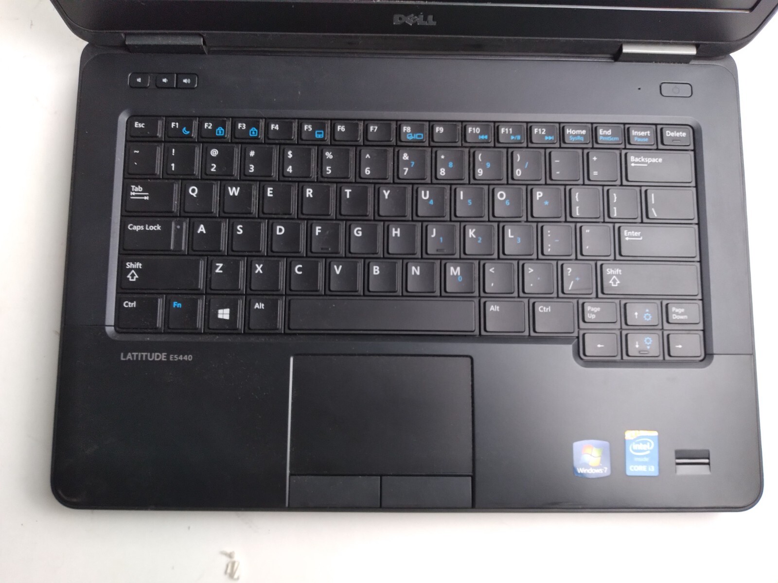 Dell Latitude E5440 w/i3-4030U, 4GB RAM, 320GB HDD 14″ Laptop for Parts/Repair
