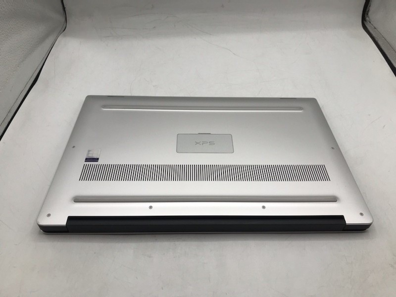 Dell XPS 15 9570 15″- i9 2.90GHz – 32GB RAM – 1TB SSD – Grade D
