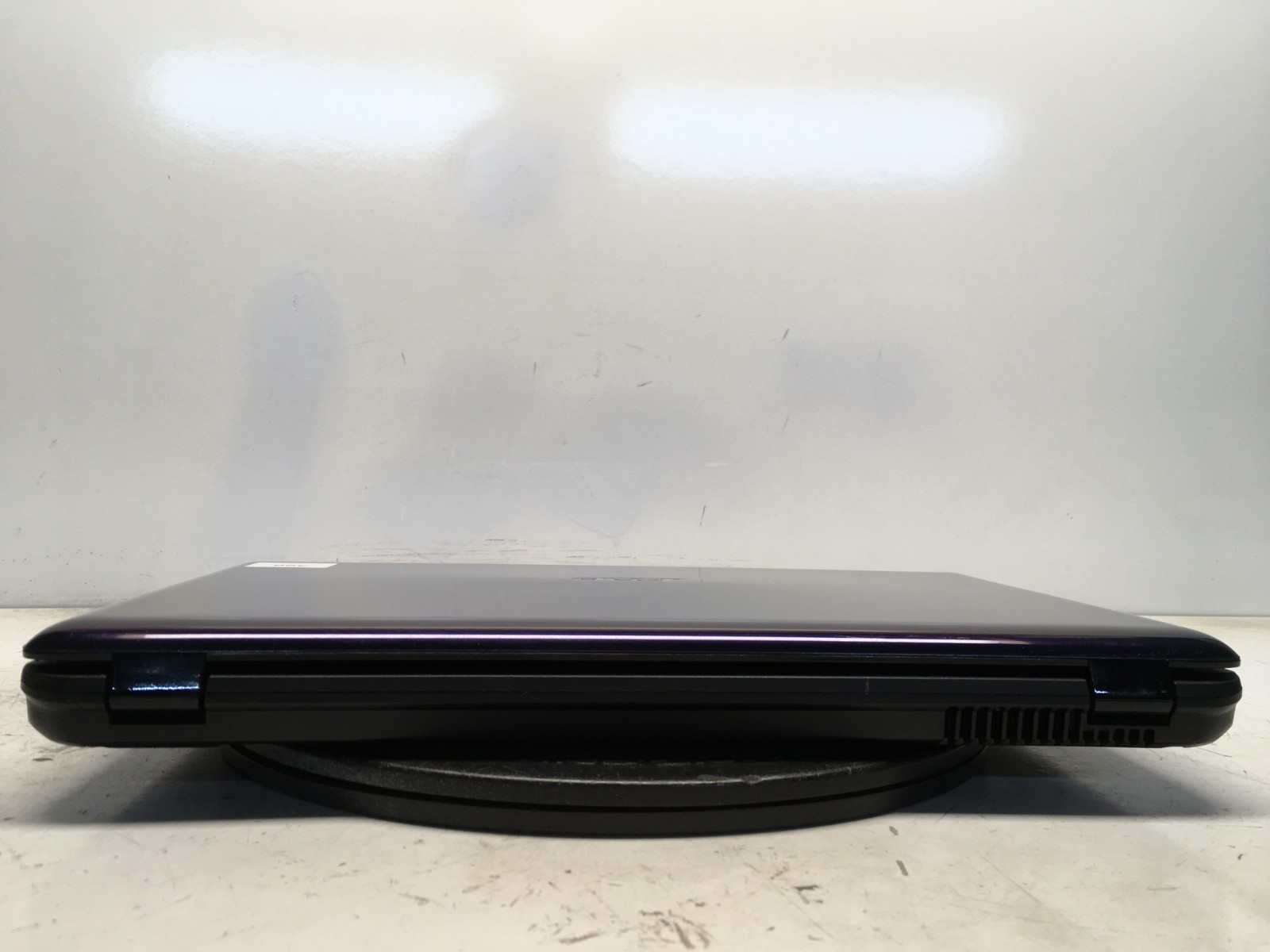 Acer Aspire 5740-5255 MS2286 Intel i3-M330 2.13GHz 2 GB NO HDD