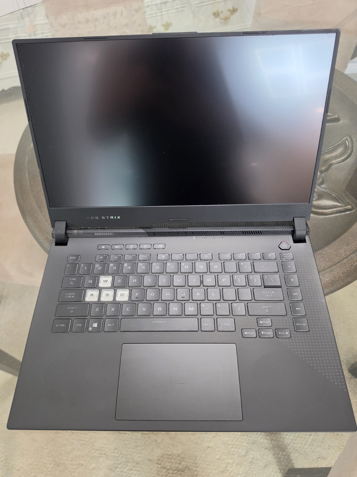 Asus ROG Strix G513QY 15.6″ Ryzen 9 5900HX 3.3GHz, 16GB RAM, 500 GB SSD, RX 6800