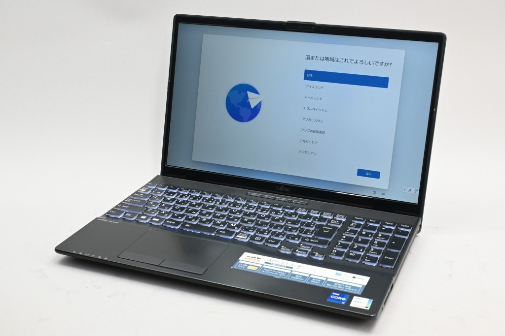 Fujitsu LIFEBOOK AH53/E3 Core i7-1165G7 8GB 1TB SSD BD-RE 15.6″ Win11 Black