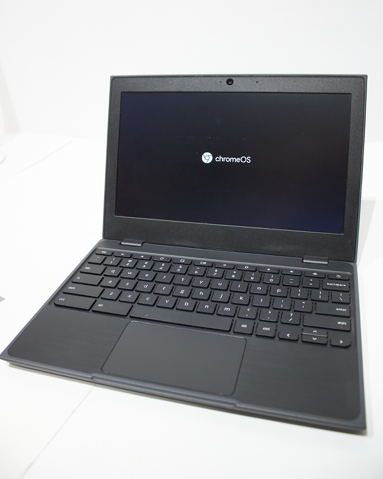 LENOVO 82CD0000US 100e Chromebook 2nd Gen 11.6″ HD A4-9120C 1.6GHz