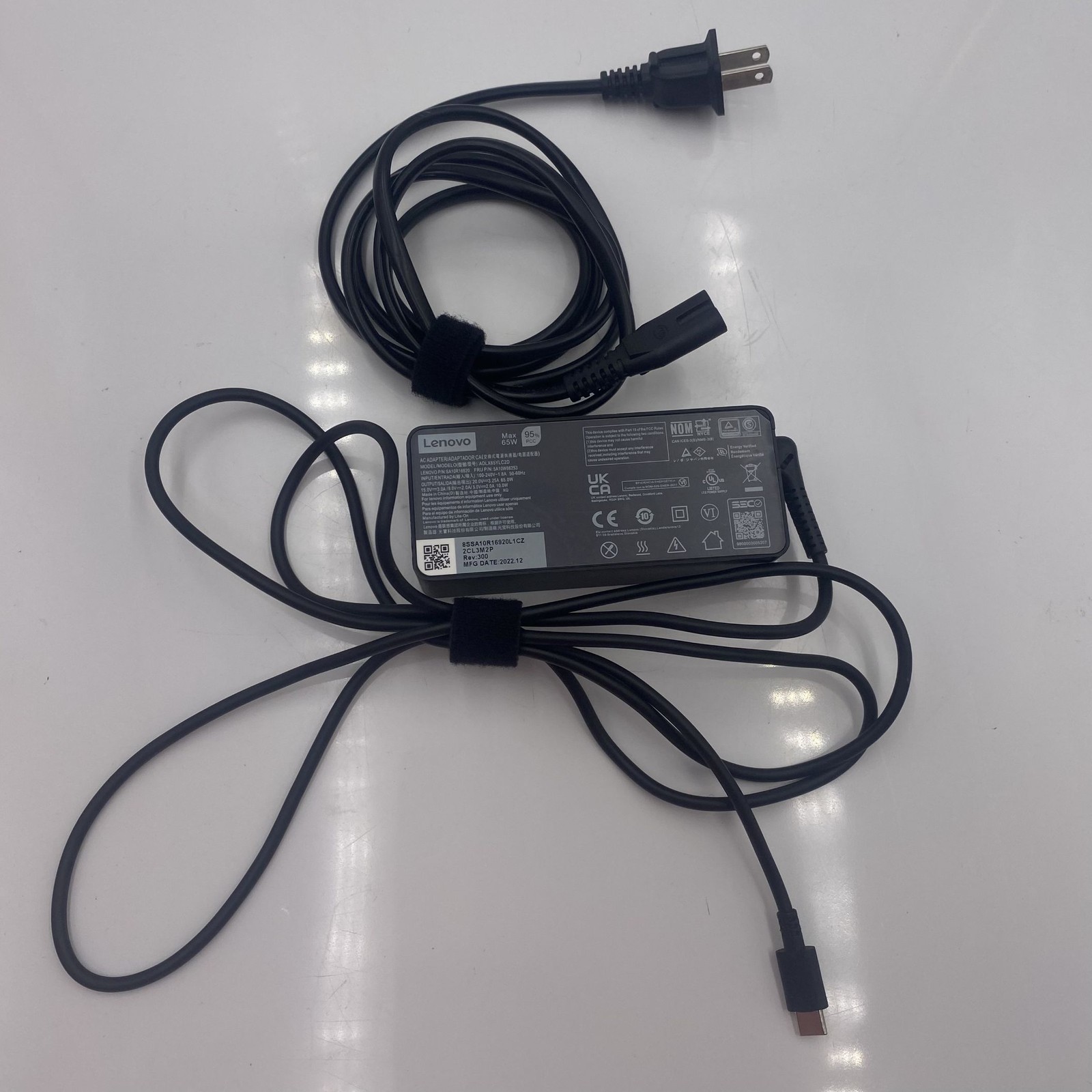 Lenovo 65Watt Type-C USB AC Adapter 01FR029 01FR027 01FR025 5A10W86253