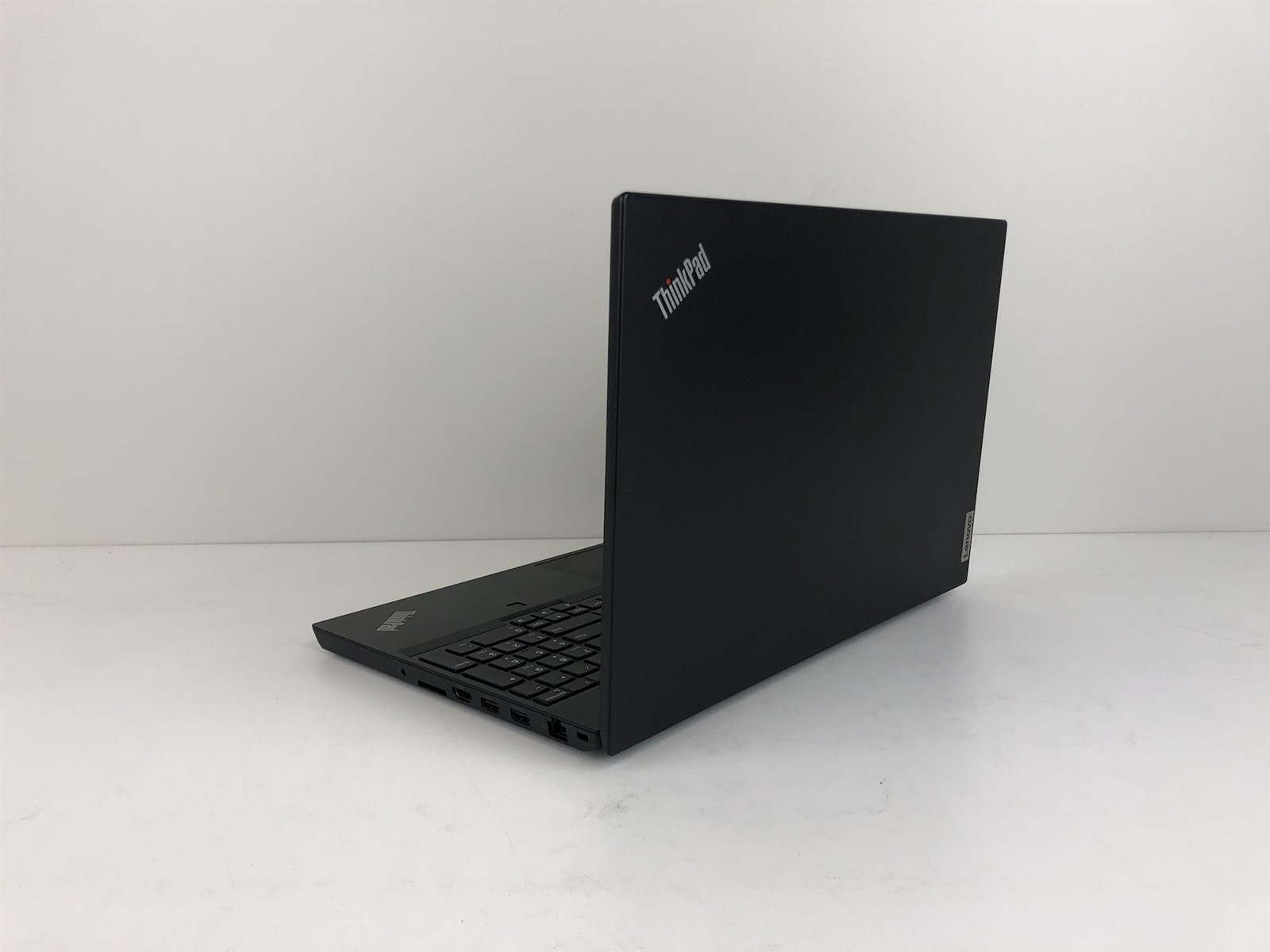 Lenovo ThinkPad T15p Gen 3: i7-12800H 2.4GHz – 64GB – 2TB – NVIDIA RTX 3050