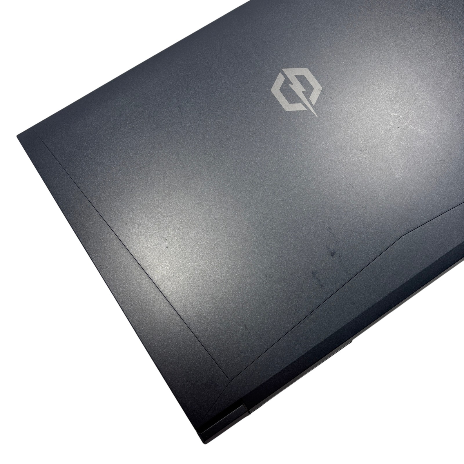 CyberPowerPC Tracer R GK7NPFR Ryzen 5 4600H GTX 1650 Ti 16GB RAM 1TB SSD 17.3″