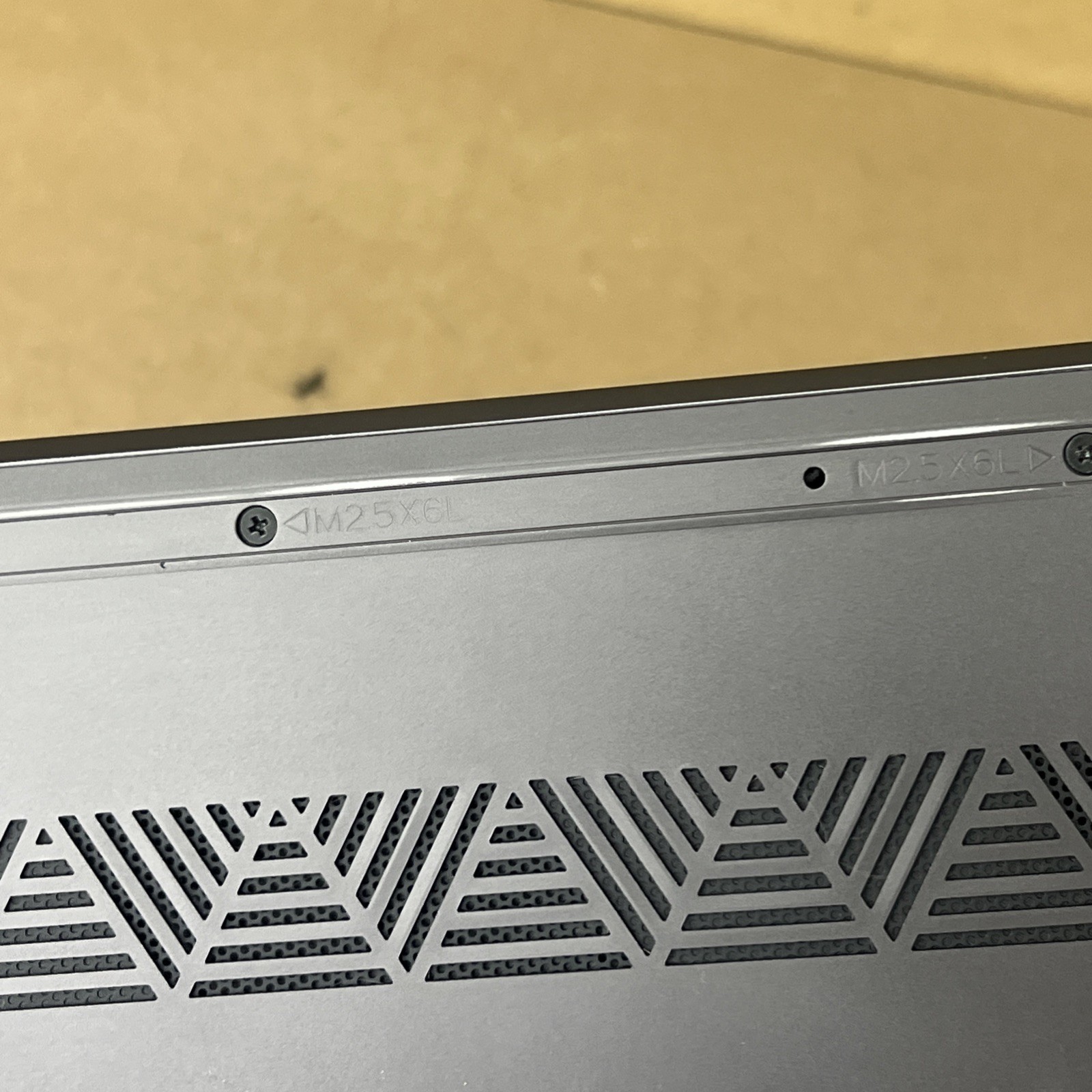 HP Envy x360 15 2-in-1 AMD Ryzen 5 4500U 16GB Ram 512GB -Fair *Bad Drive Health