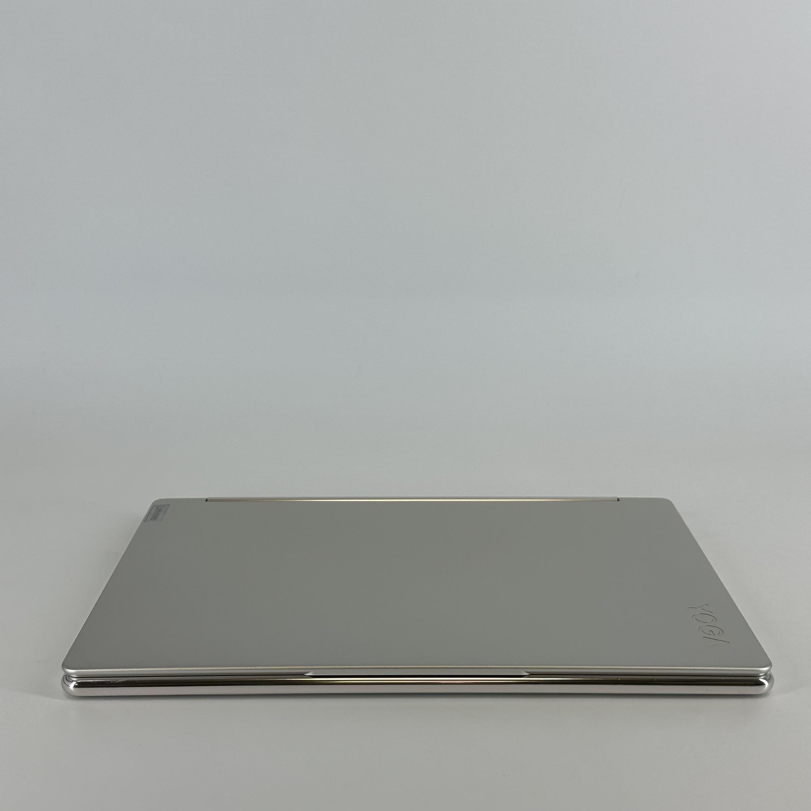 Lenovo Yoga 9i 14 Gold QHD+ TOUCH 2.1 GHz i7-1260P 16GB 512GB SSD Very Good