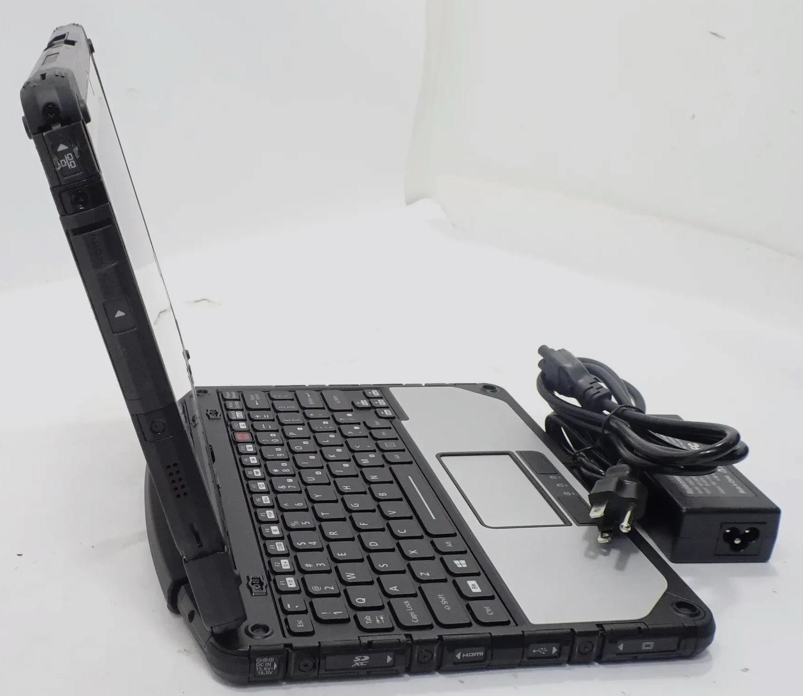 Panasonic ToughBook CF-20 Core i5-7Y57 1.20GHz 8GB 128GB Win 10 Pro