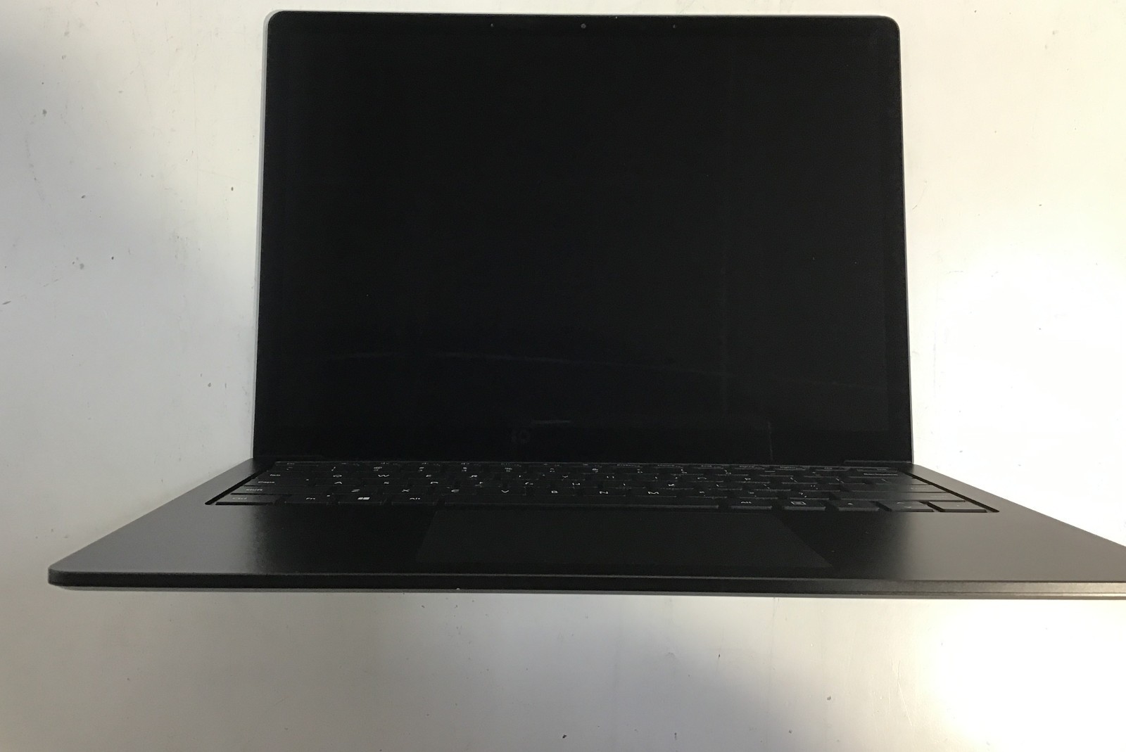 Microsoft Surface Laptop Gen 3 1868 13.5″ I7-1065G7 1.3GHz 16GB 512GB SSD “READ”