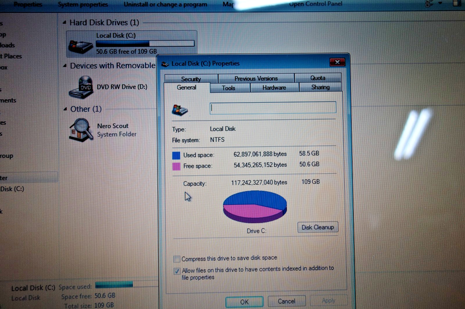 Dell Inspiron 1520 laptop Core Duo 2Ghz 2GBram 109Gb HDD Win7 Pro and charger