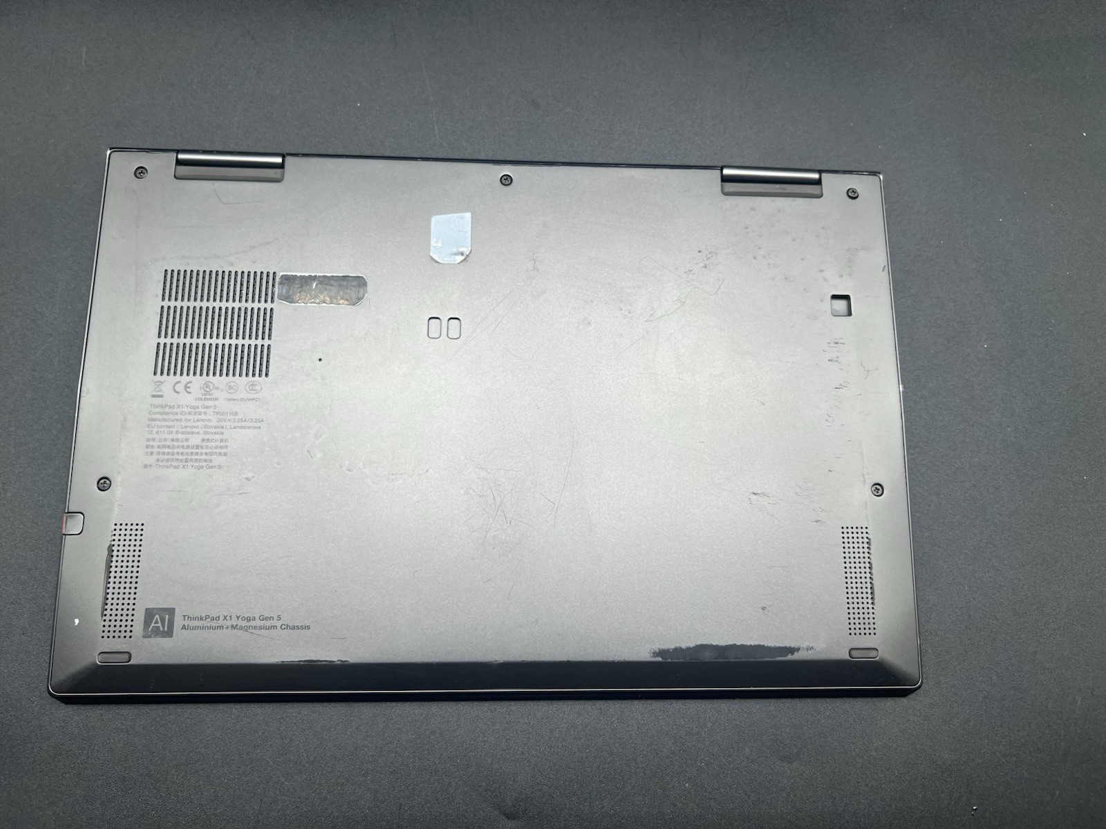 *READ* Lenovo ThinkPad X1 Yoga Gen 5 Intel i7-10510U 1.80GHz 8GB RAM W11P 256GB