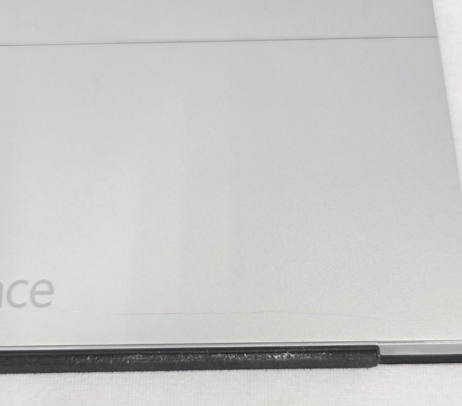 Microsoft Surface Pro 3 Hybrid Tablet i5‑4300U 4GB 128GB SSD Detachable Keyboard