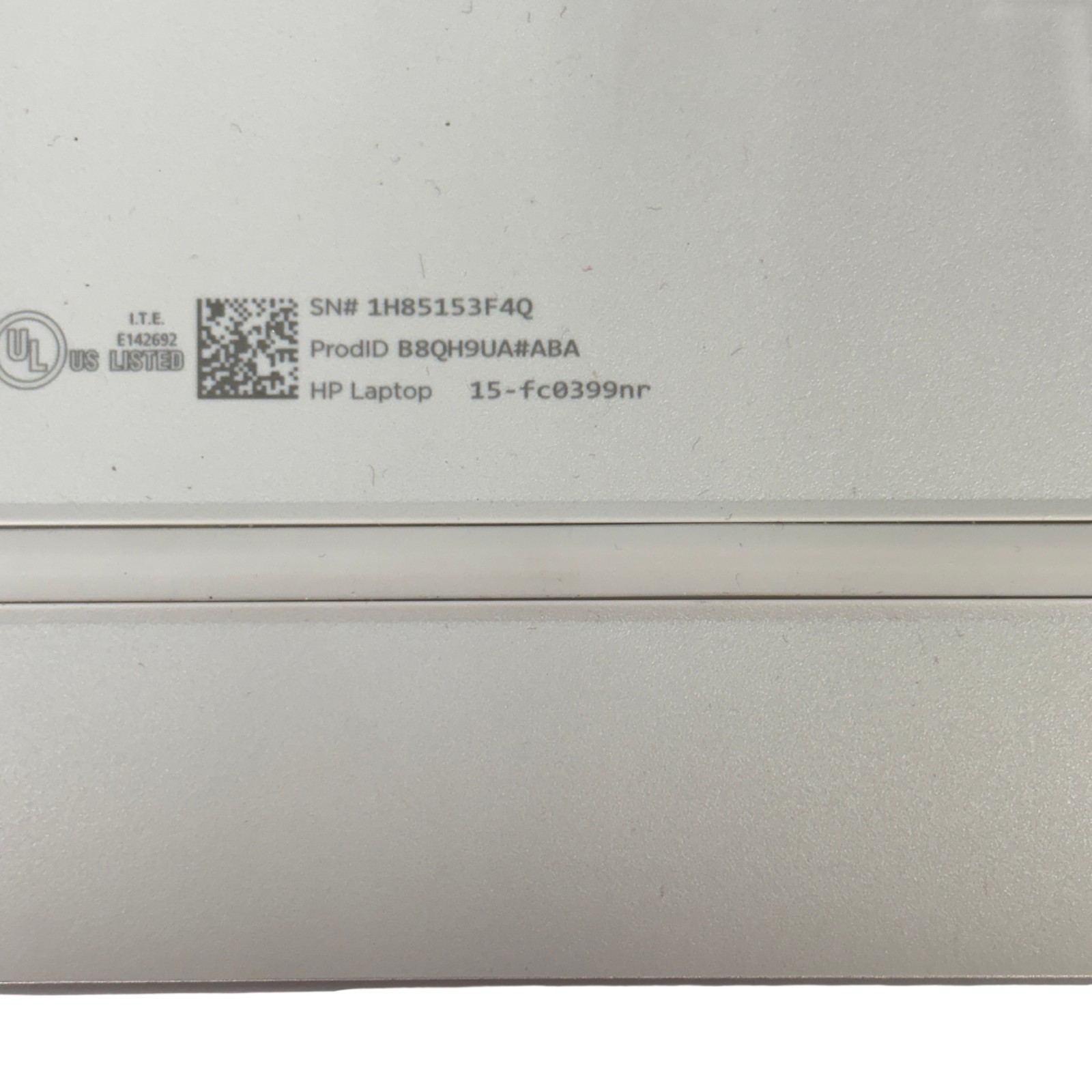 HP Laptop 15-fc0399nr Win 11 AMD Ryzen 3 7320U 2.40GHz 8GB RAM 256GB SSD 15.6″