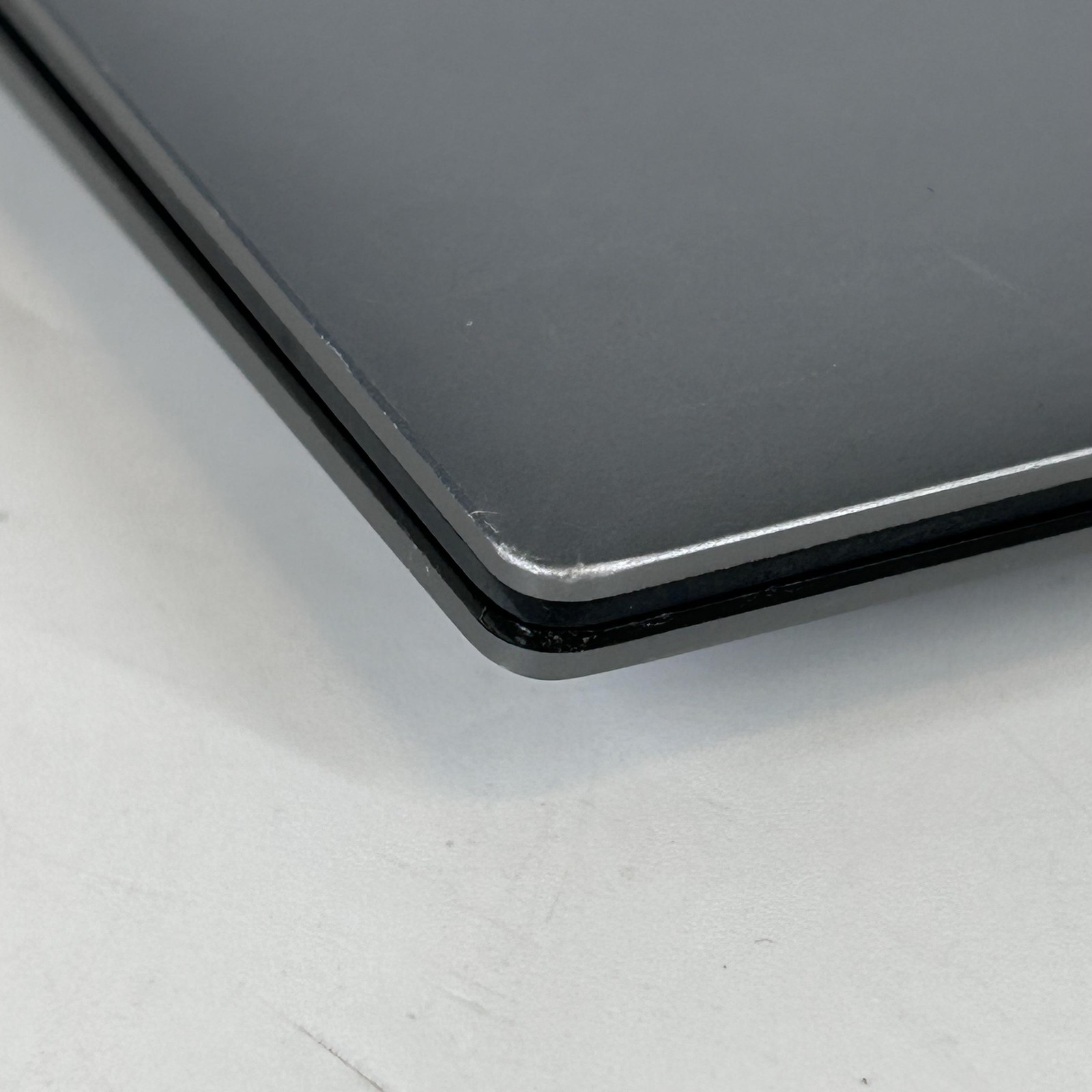 Dell Precision 5570 15.6 Gray FHD+ 2.5 GHz i9-12900H 32GB 1TB SSD Very Good