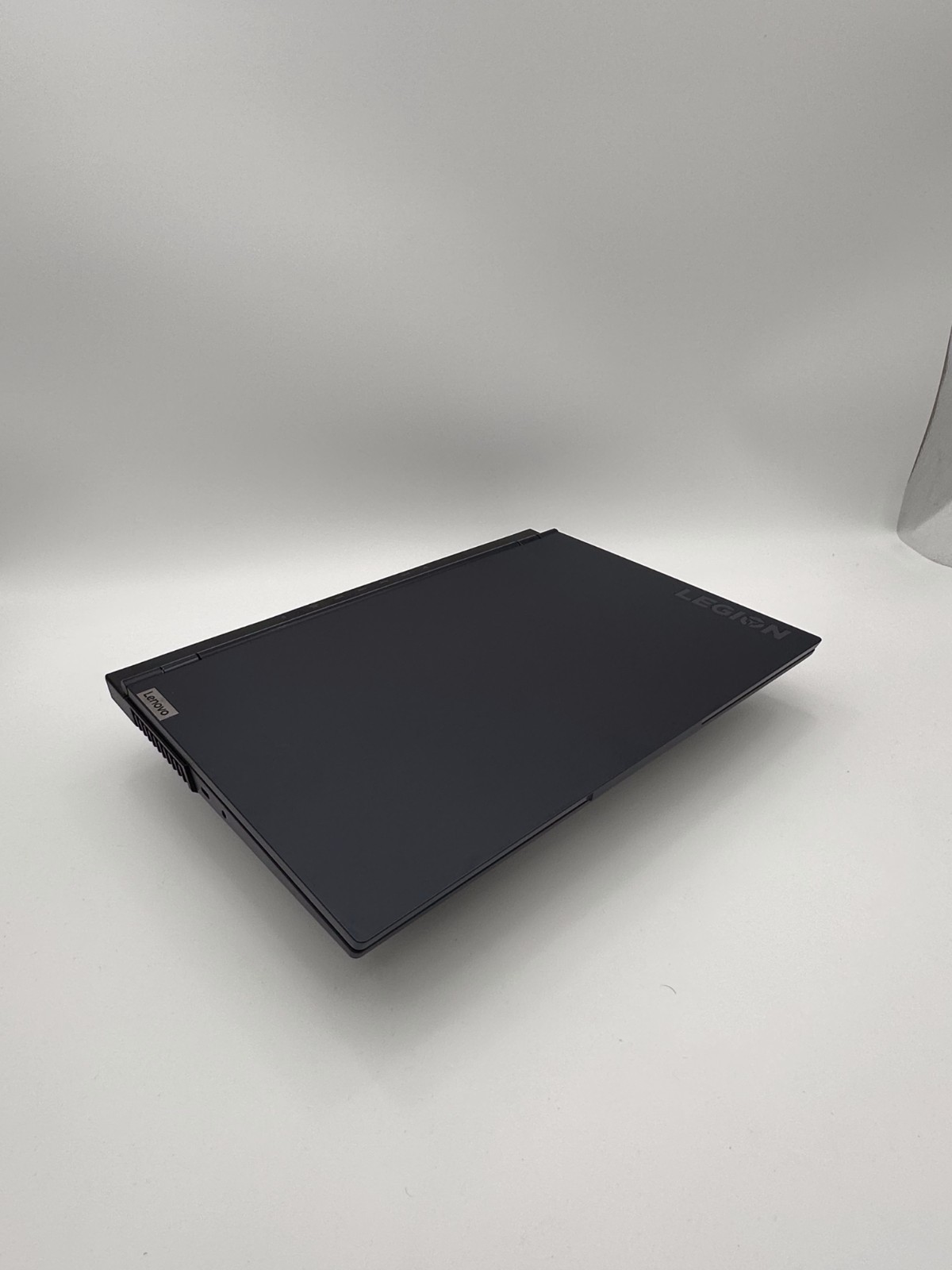 Lenovo Legion 5 15ACH6H | Ryzen 7 5800H 16GB RAM 512GB SSD RTX 3070