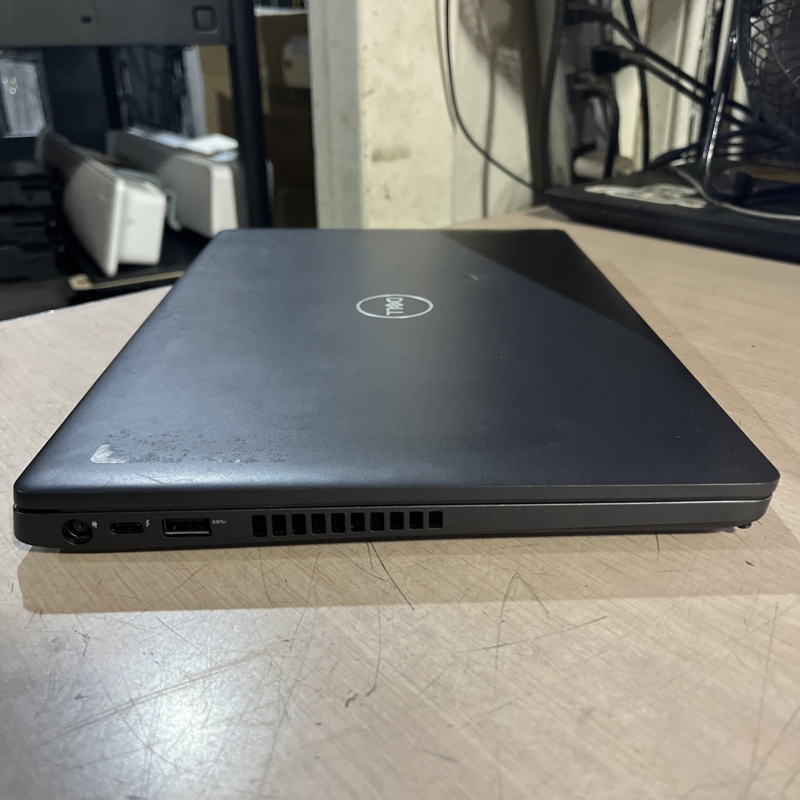DELL LATITUDE 5400 INTEL CORE I7-8665U 1.90GHZ 8GB RAM NO HD