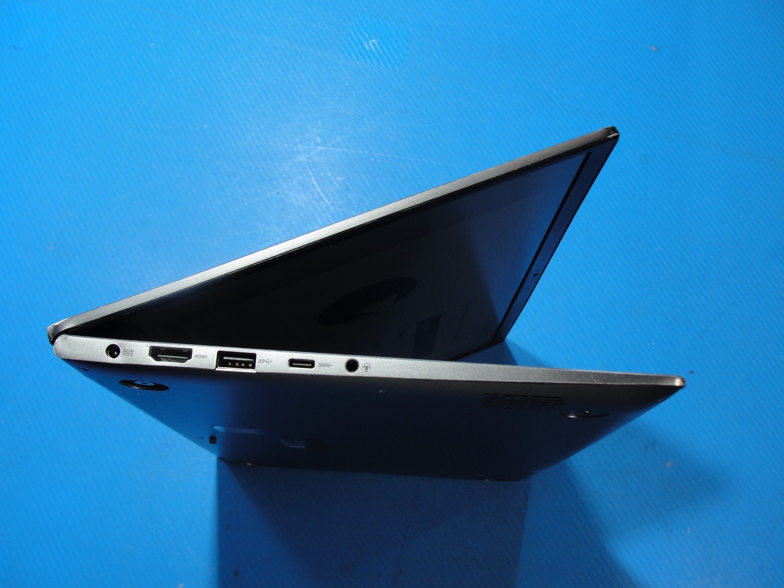 ASUS Vivobook S433FA 14″ FHD Intel Core i5-10210U 8GB RAM 512GB SSD