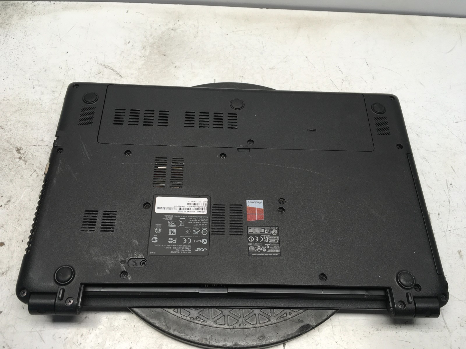 Acer Aspire V5-561 Intel i7-4500U 1.8GHz 4 GB NO HDD