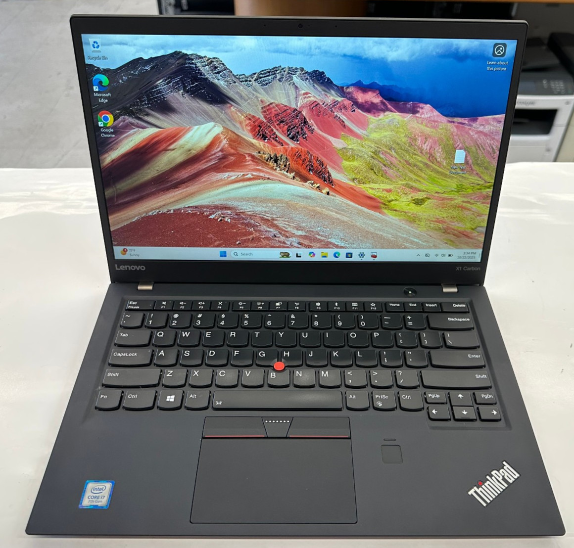 Lenovo 20HRCTO1WW ThinkPad X1 Carbon 5th Gen i7-7600U 16GB 256GB Windows 11 Pro
