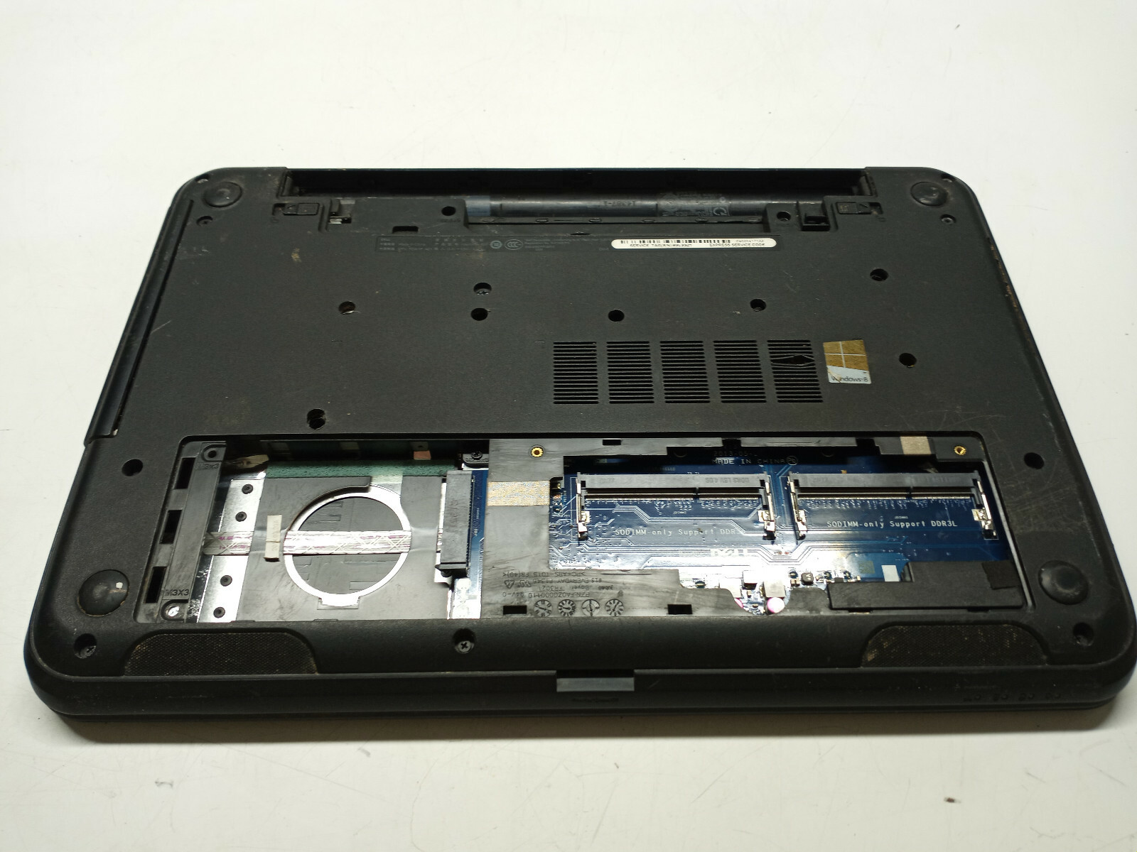 Dell Inspiron 15 Laptop NO Back Cover,HDD,CPU,Ram, Holes Drilled FOR PARTS