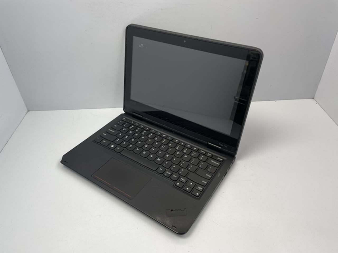 LENOVO THINKPAD 11E 5TH GEN Celeron N4100 1.10GHZ + 4GB | No HD / OS BIOS LOCK