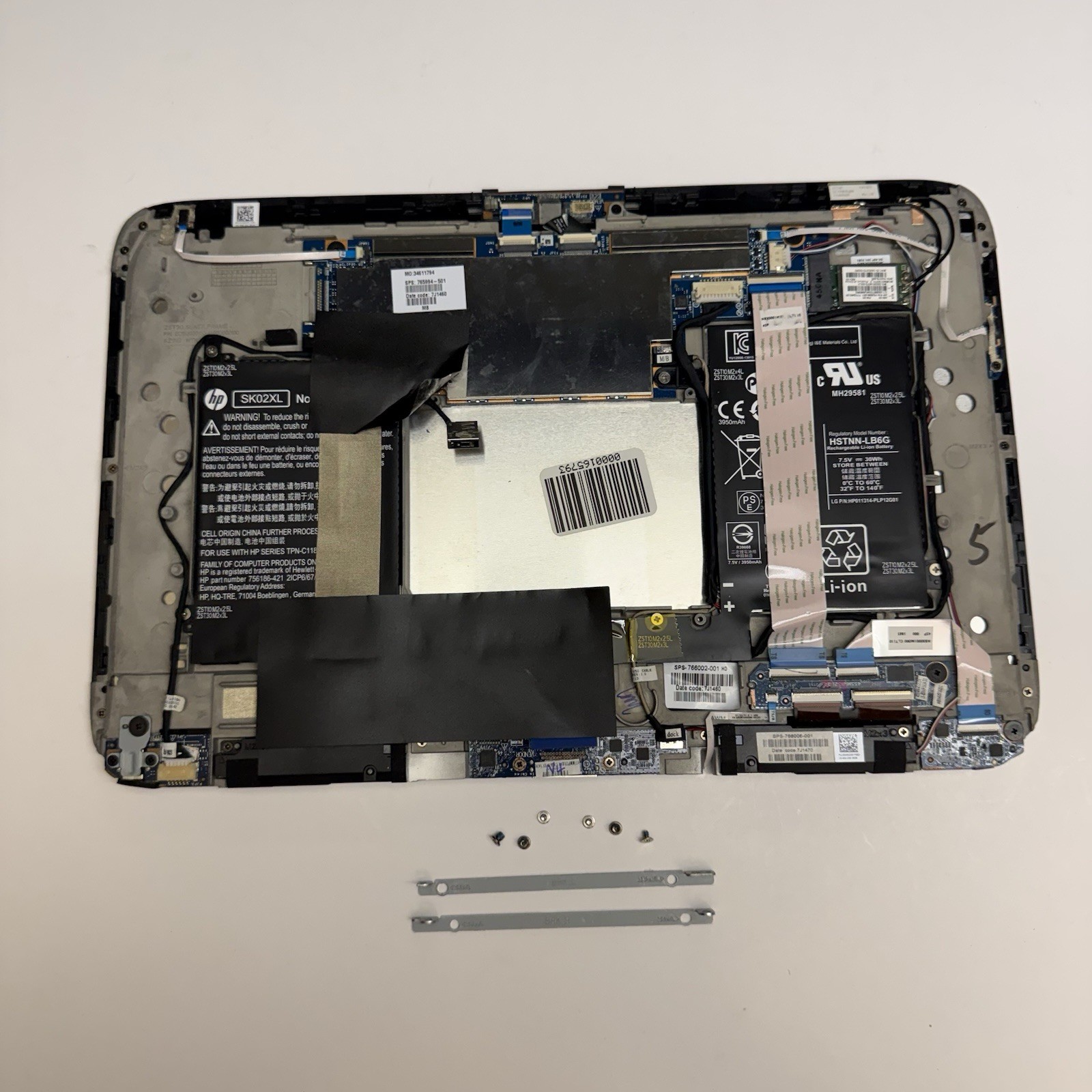 HP Split Tablet Laptop Intel Core i3 NO HDD – As Is – Parts Or Repair – No Power